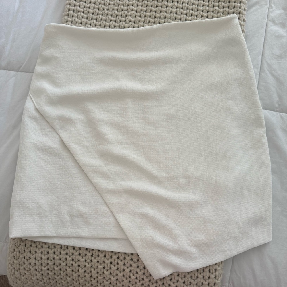 Babaton Cream Asymmetrical Pencil Skirt